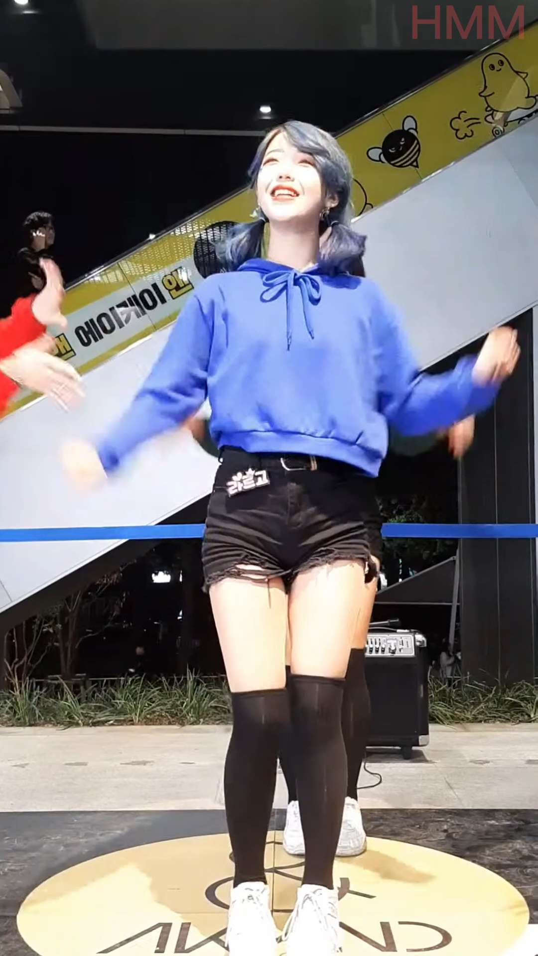 超短裙热舞视频_热舞剪辑视频_跳舞短裙