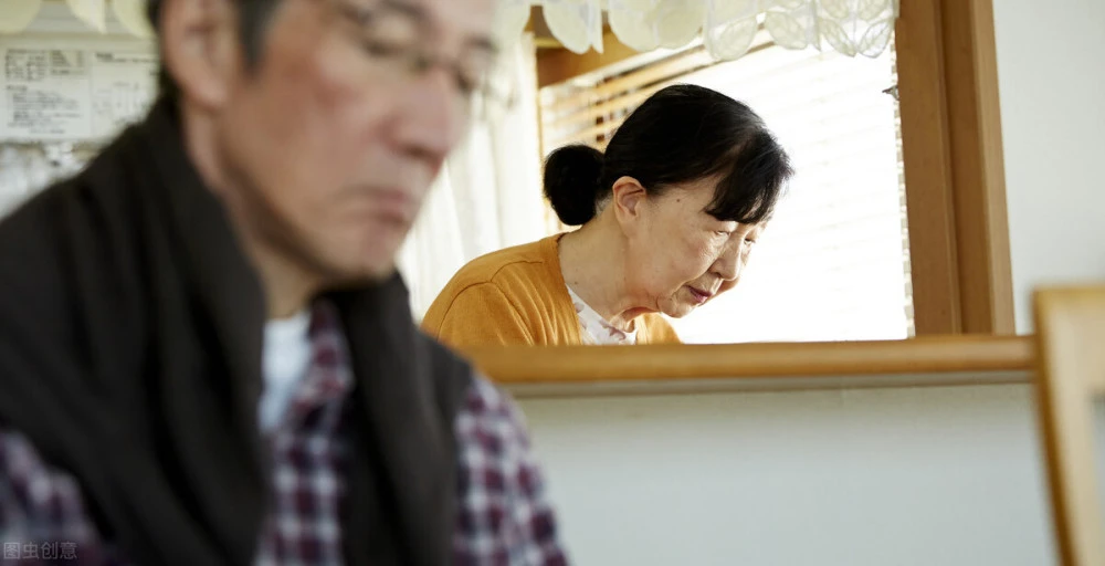 鸟笼婚姻游戏手机_鸟笼婚姻游戏_鸟笼婚姻游戏手机汉化版百度云