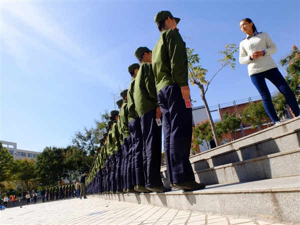 教官说的游戏规则_军训教官玩游戏_教官在手机上玩游戏叫什么